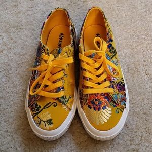Embroidered Fashion Sneakers